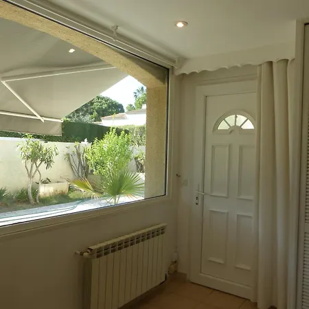 Rdc Villa Jardin Et Terrasse Agde