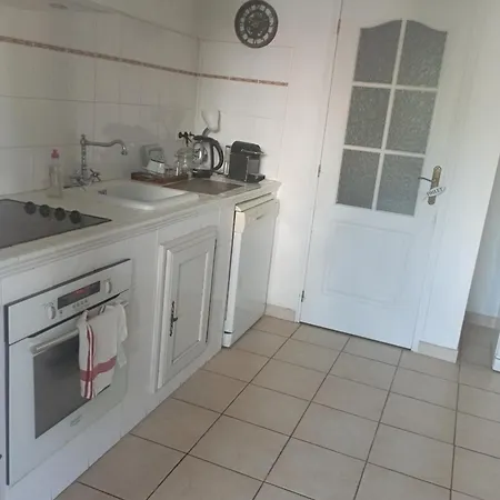 Apartmán Baddha Konasana *