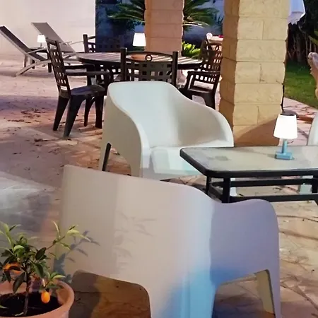 Rdc Jardin Et Terrasse אגדה